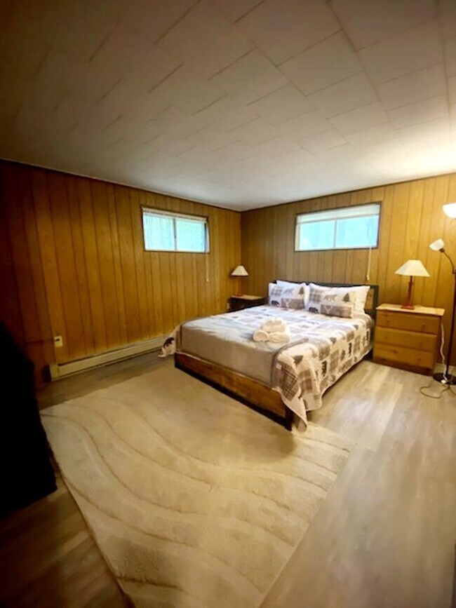 Building Photo - Beautiful Chalet in Amenity Filled Community - 2 bedrooms plus a large loft!