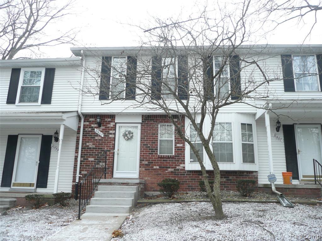 Primary Photo - 21603 Hidden Rivers Dr N