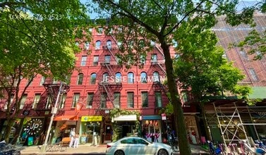 Building Photo - 248 Mott St