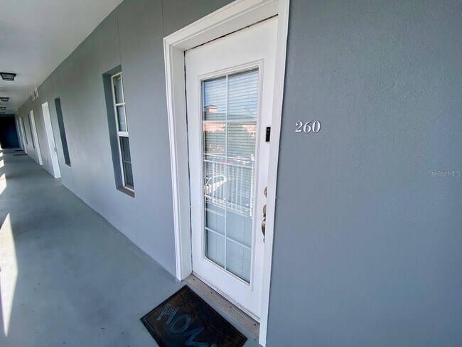 Foto del edificio - 660 Celebration Ave