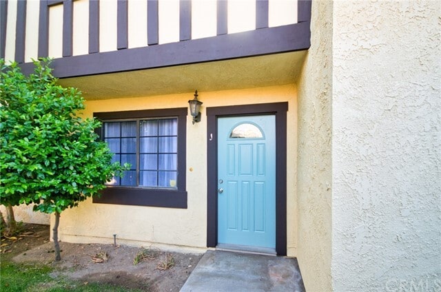 Primary Photo - 1257 Elm Ave