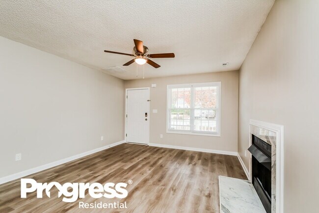 Building Photo - 2017 McKinnon Dr