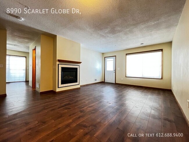 Foto del edificio - 2 Bed, 1.5 Bath Plus Flex Space! Deposit F...