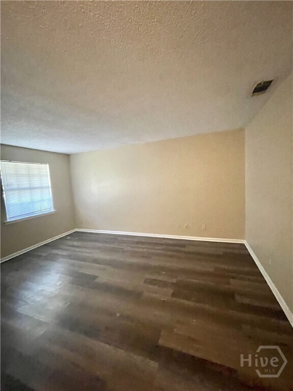 Foto del edificio - 7714 Johnny Mercer Blvd