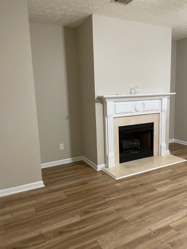 Foto del edificio - 2946 Greyhawk Ln