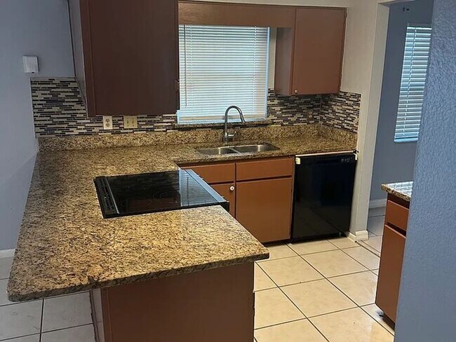 Foto del edificio - For Rent: Orlando, FL 3 Bed + Office | 2 B...
