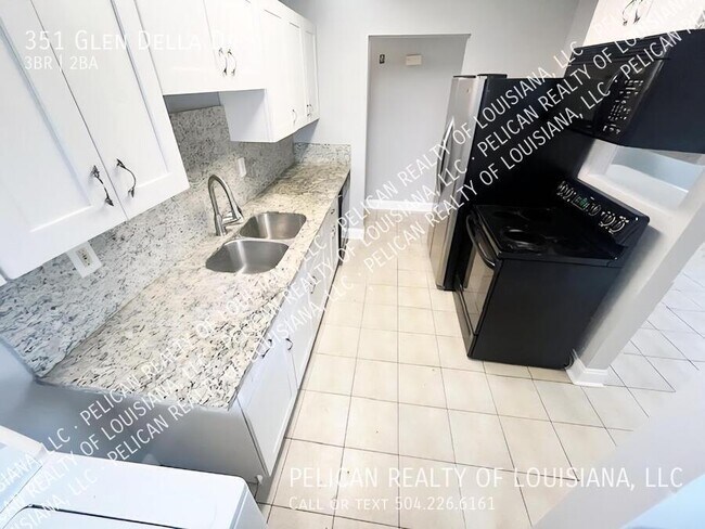 Foto del edificio - 351 Glen Della Dr