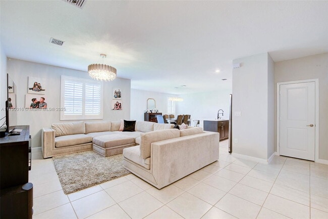 Foto del edificio - 2575 SE 2nd St