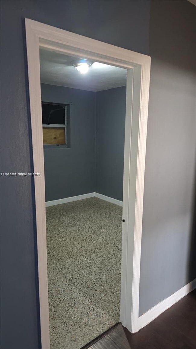 Building Photo - 3300 NW 23rd Ave