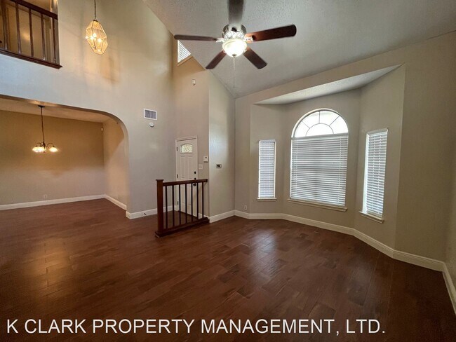 Foto del edificio - 3 br, 2.5 bath House - 8122 SELDON TRAIL