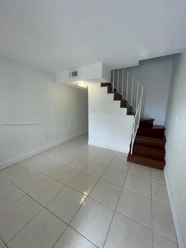 Foto del edificio - 515 SW 3rd St