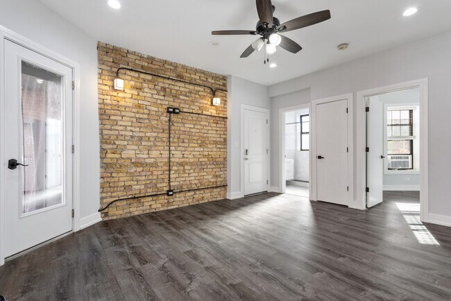 Foto del edificio - 6109 N Winthrop Ave