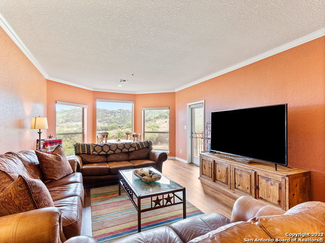 Building Photo - 20 Tapatio Dr E