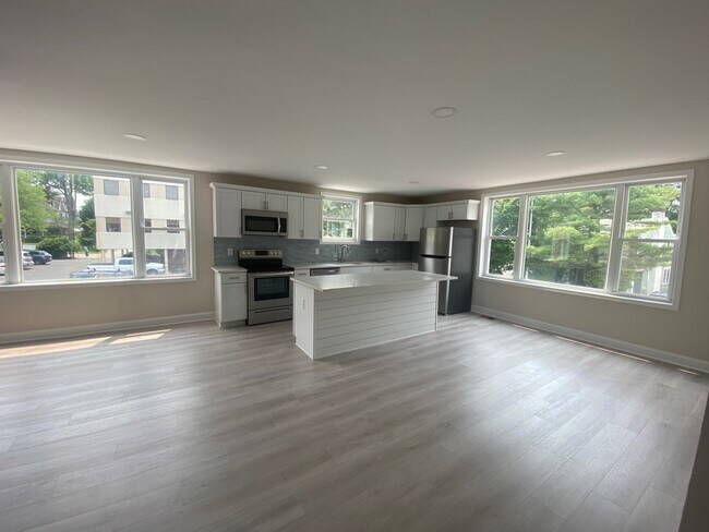 Foto del edificio - 1207 County Line Rd