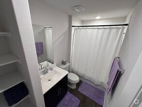 Building Photo - 121 Escala Way