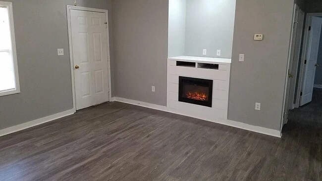 Foto del edificio - 120 Joe Powell Ln