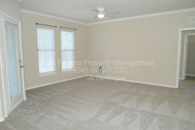 Foto del edificio - 8290 Gate Pkwy W