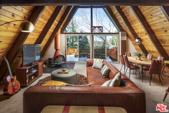Building Photo - 1281 Aleutian Dr