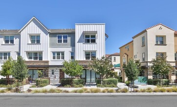 Building Photo - 1435 El Camino Real