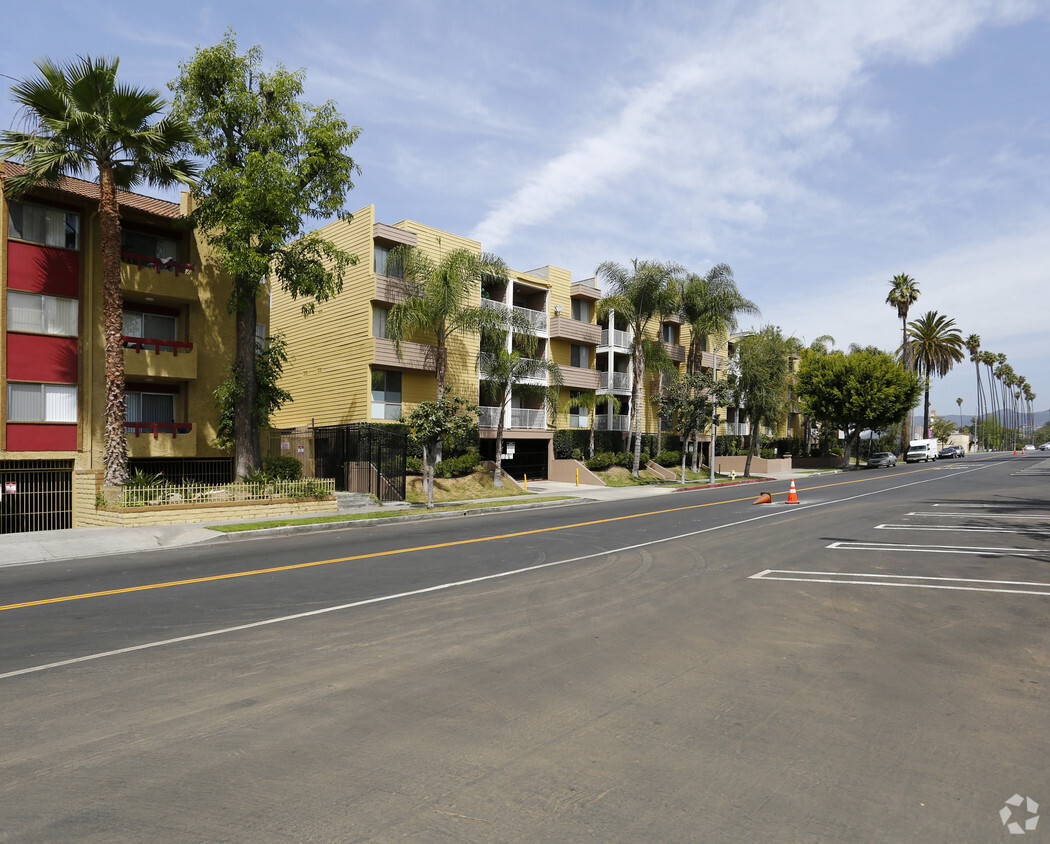 Building Photo - Ardmore Apartments