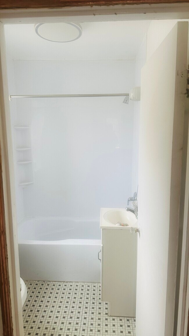 Baño - N49W5593 Portland Rd