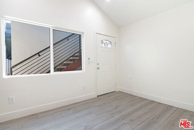 Foto del edificio - 1327 23rd St