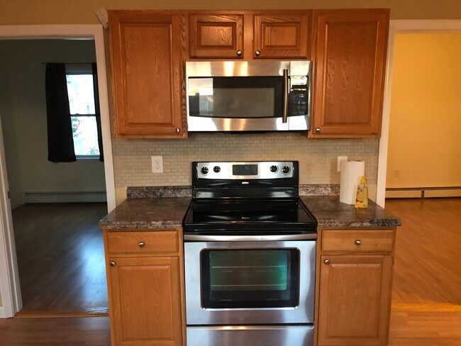 Foto del edificio - 42 Pond St