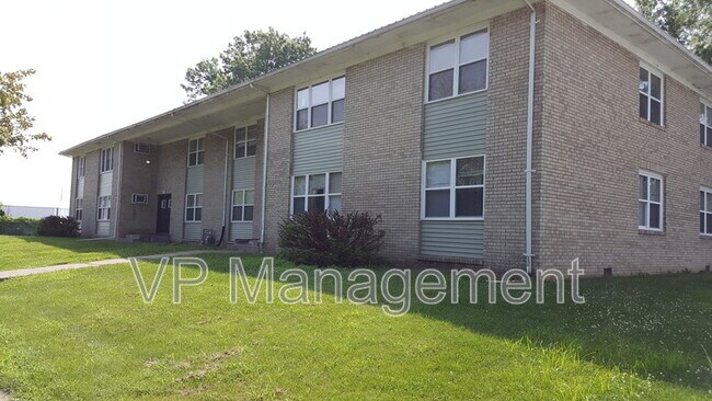 Foto del edificio - 2609 Diehn Ave