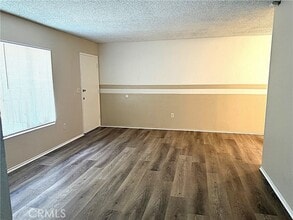 Building Photo - 420 E Blueridge Ave