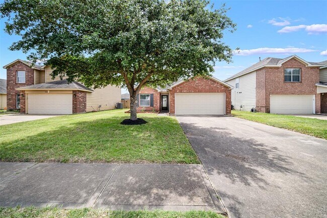 Foto del edificio - 17963 Branch Creek Dr