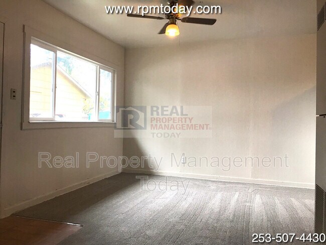 Foto del edificio - 8407 Lawndale Ave SW