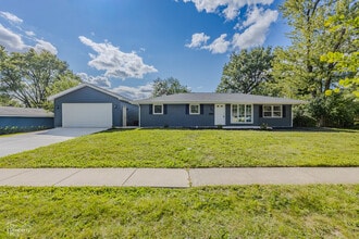 Building Photo - 124 Westover Ln