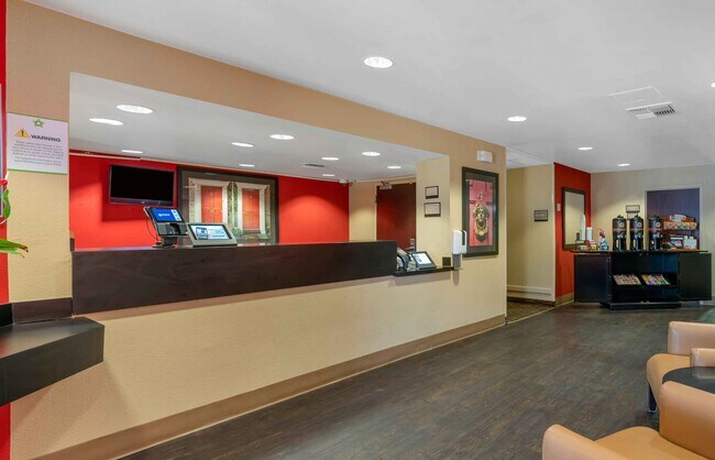 Foto del edificio - Furnished Studio-Santa Rosa - North
