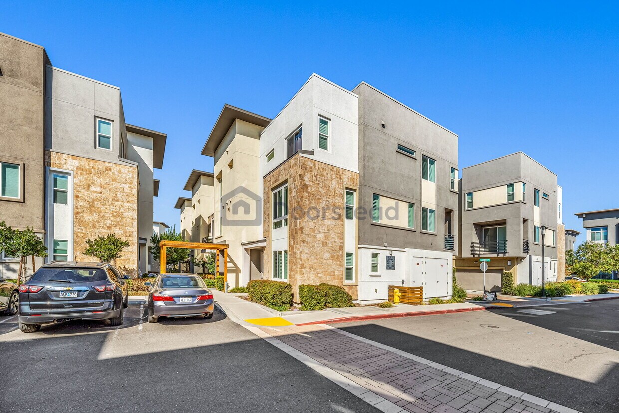 Primary Photo - 3463 Vertex Way