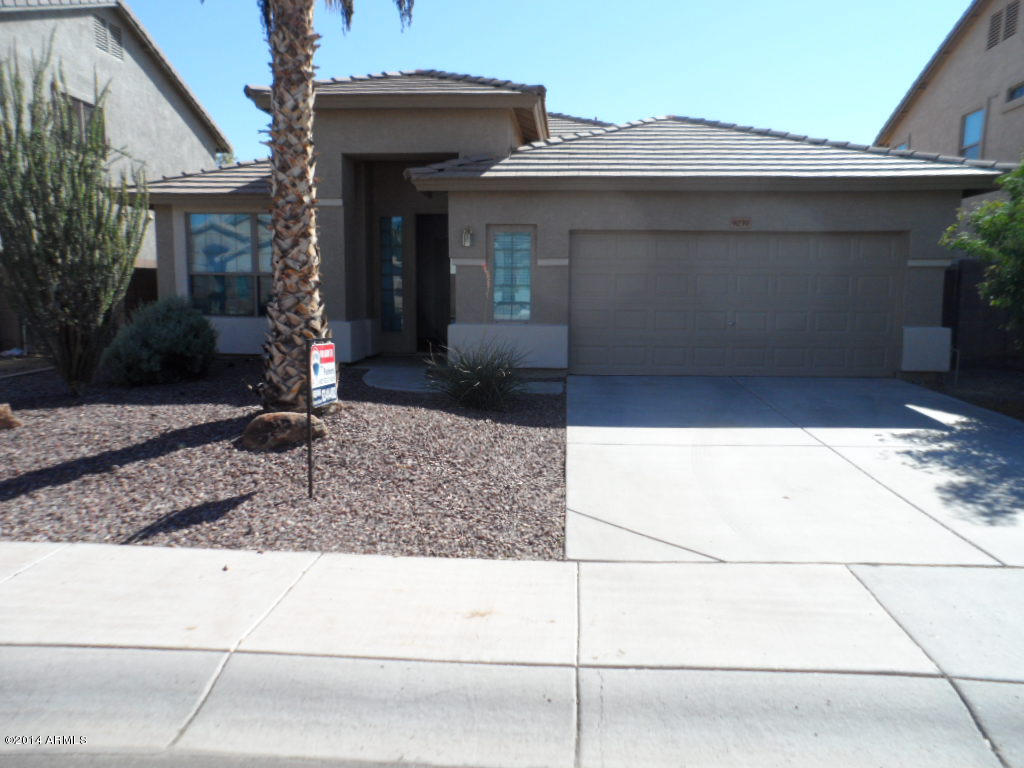 Foto principal - Perfectly Located 3 Bed 2 Bath Dove Valley Home!