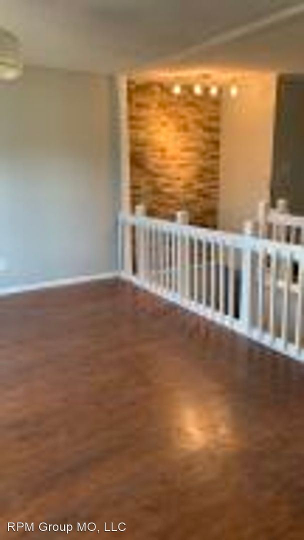 Building Photo - 7 br, 3 bath House - 4516 S Holiday Avenue