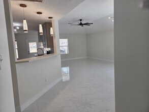 Building Photo - 7019 Brody Ln