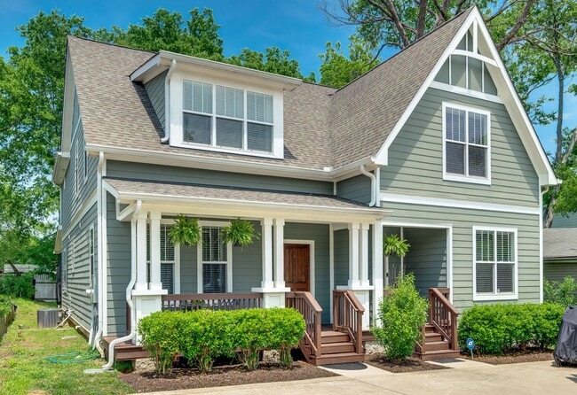 Beautiful 3BE/2.5BA by Invent Communities/... - Beautiful 3BE/2.5BA by Invent Communities/... House