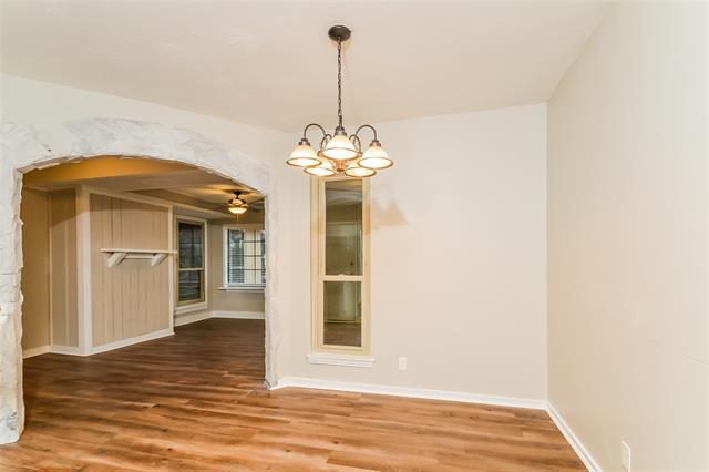 Building Photo - 701 Willow Brook Dr