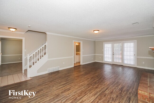Foto del edificio - 4379 Richwood Pl