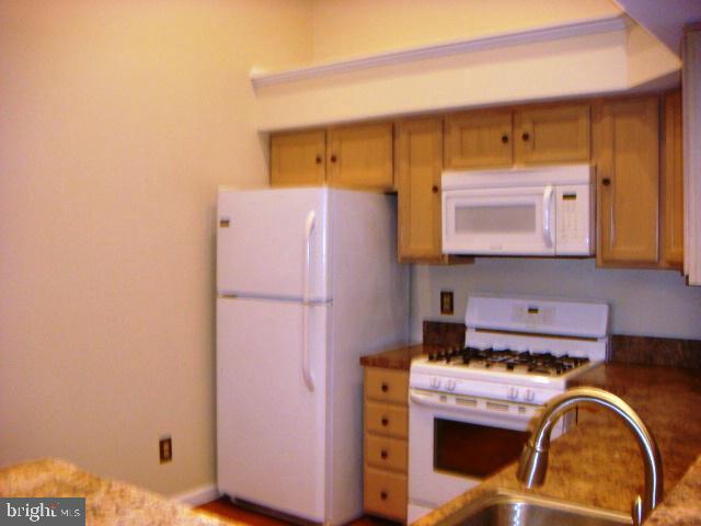 Primary Photo - 9220 Cardinal Forest Ln