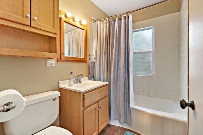 Foto del edificio - 3964 Grandview Ave