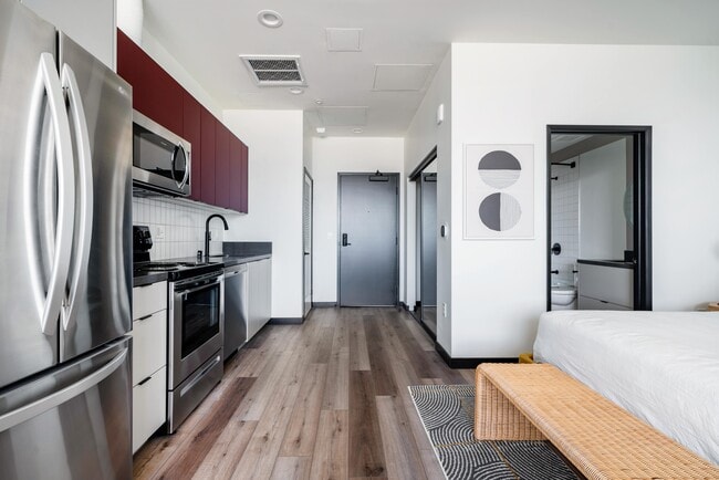 Building Photo - Atlas House