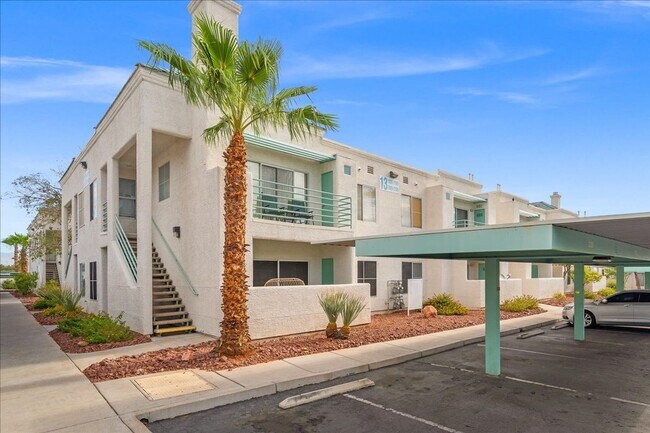 Building Photo - 7100 W Pirates Cove Rd