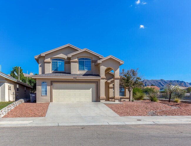 Building Photo - 900 Tecate Pl