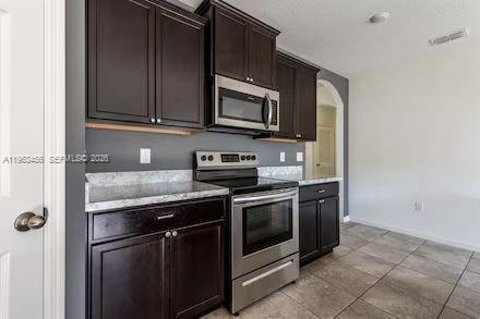 Foto del edificio - 1781 SW Cinema St