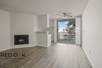 Building Photo - 8309 Cedros Ave