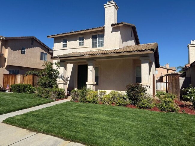 Foto del edificio - 39545 Warbler Dr