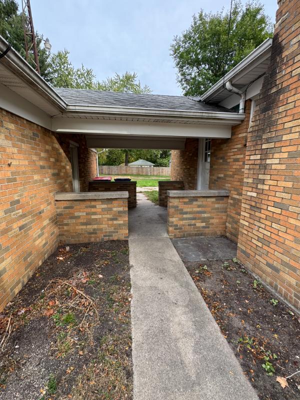 Foto del edificio - 2812 Fuller Ave NE