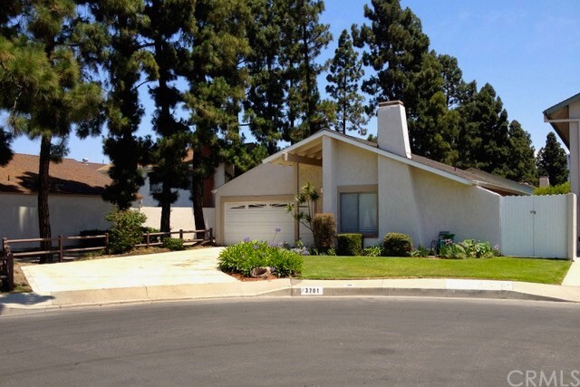 Primary Photo - 3701 S Parton St